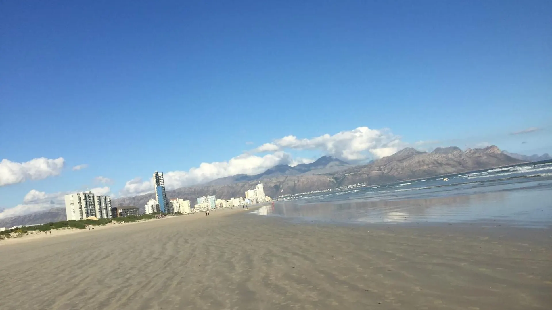 Homestay A Home Away From Home With Double Room Plus Single Room Goedehoop, Strand, Western Cape