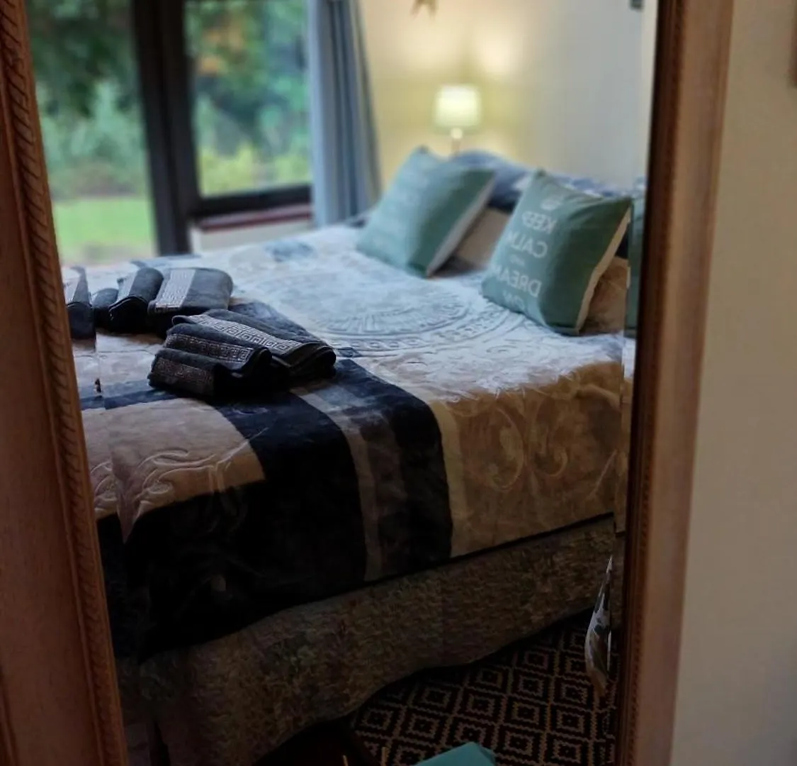 Privatunterkunft A Home Away From Home With Double Room Plus Single Room Goedehoop, Strand, Western Cape